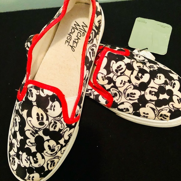 Disney Shoes - NWT Mickey Mouse Slip In canvas shoes SZ 10